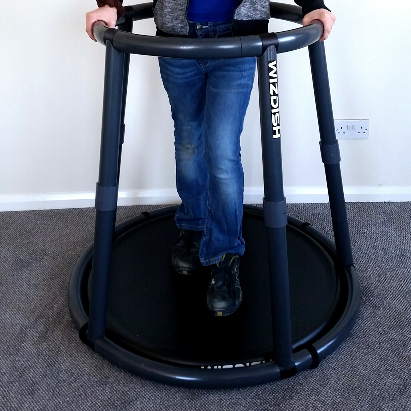 Bray Plastics fabricate PVC VR containment frame