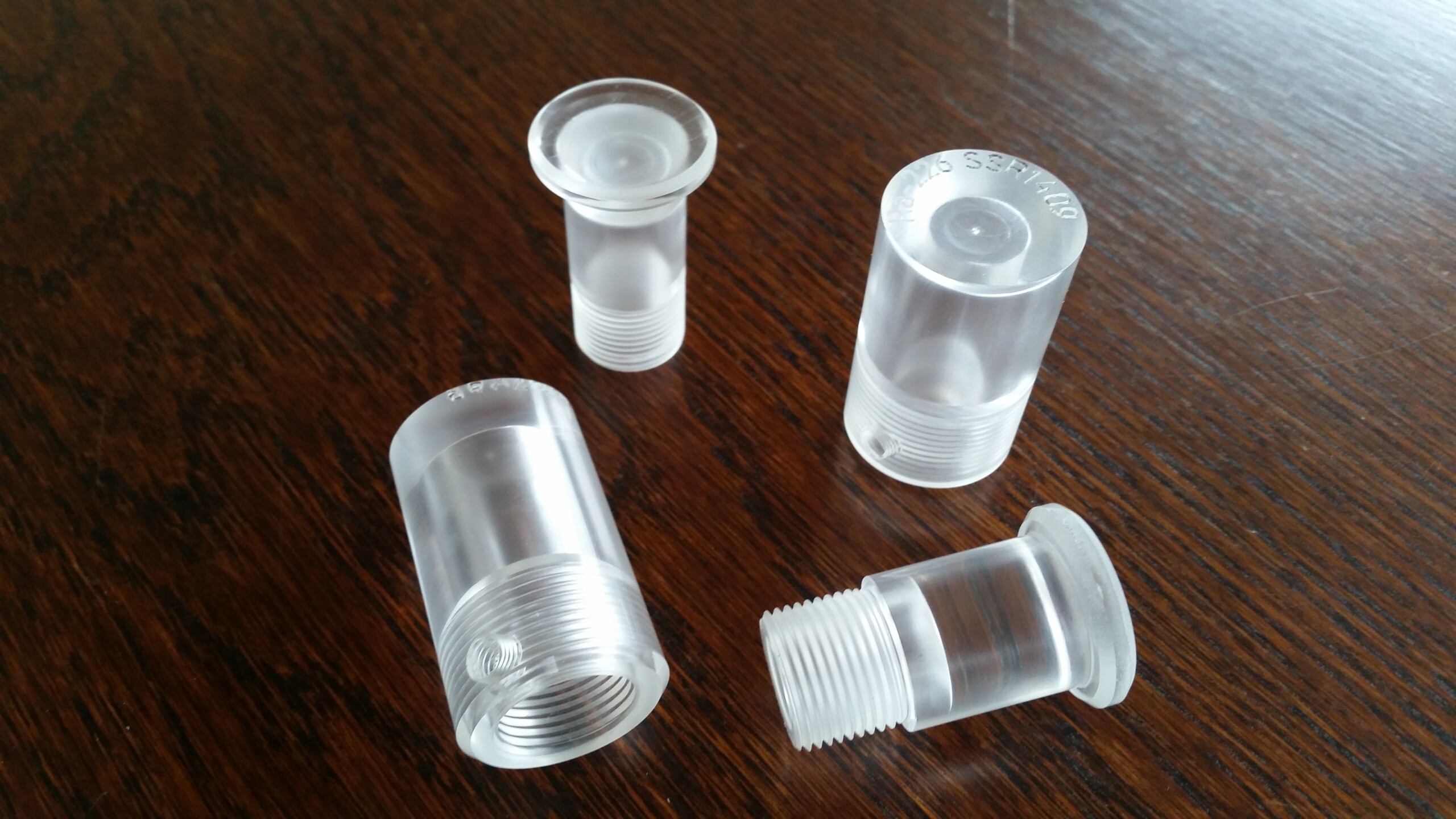 Clear Acrylic Capsules