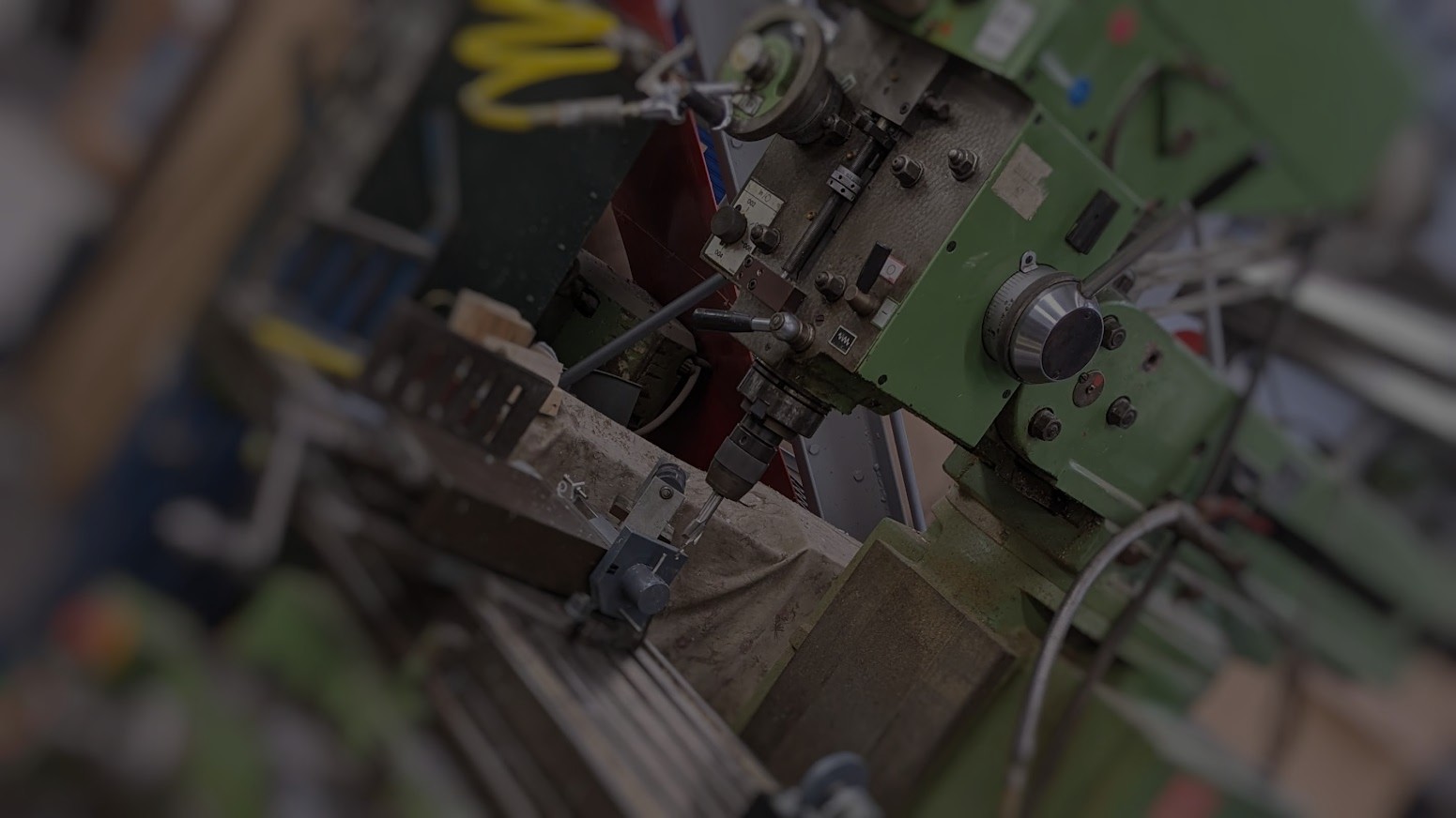 CNC milling, turning, routing plastic fabrication in leighton buzzard bedfordshire